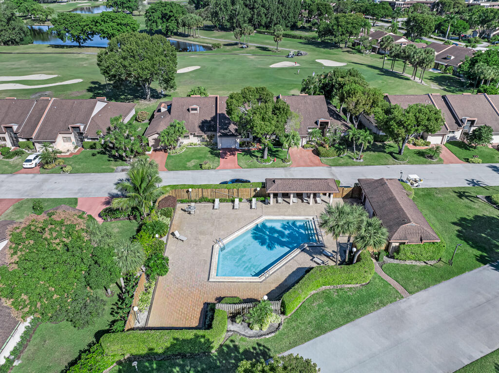 FOUNTAINS OF PALM BEACH CONDO 8 - Residential