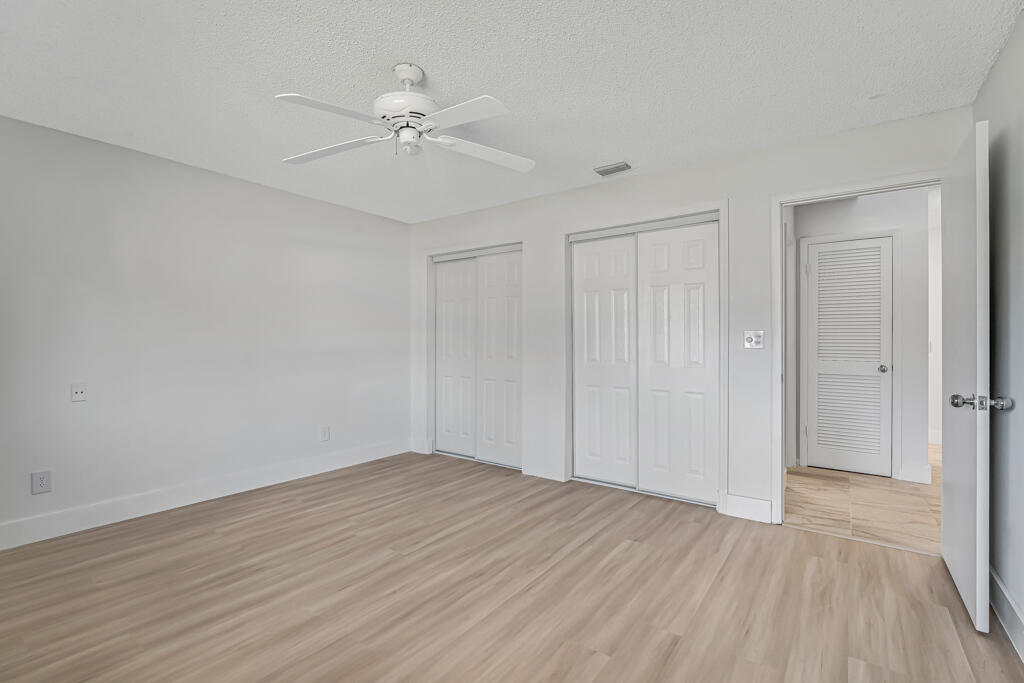 FOUNTAINS OF PALM BEACH CONDO 8 - Residential