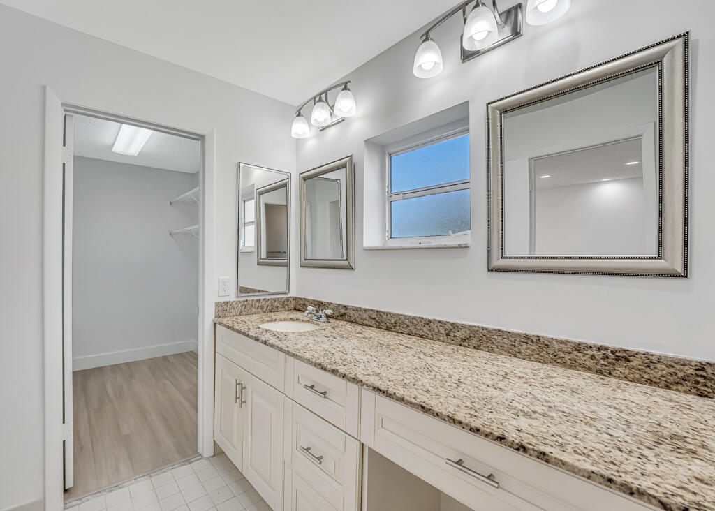 FOUNTAINS OF PALM BEACH CONDO 8 - Residential