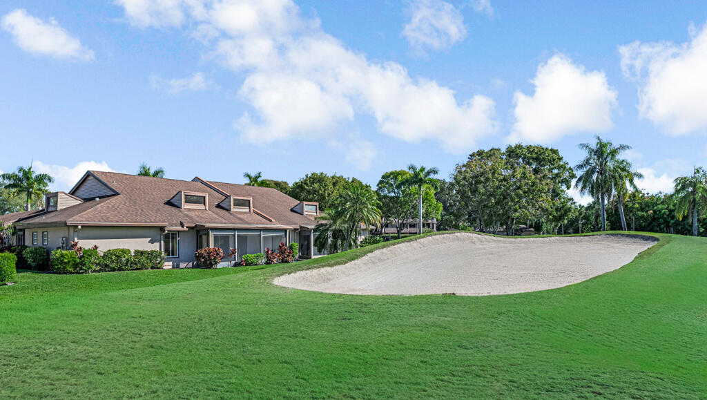 FOUNTAINS OF PALM BEACH CONDO 8 - Residential