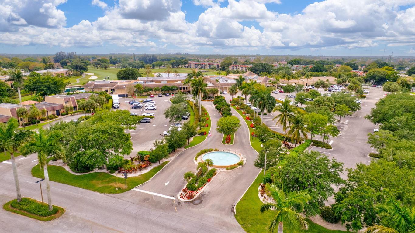 FOUNTAINS OF PALM BEACH CONDO 8 - Residential