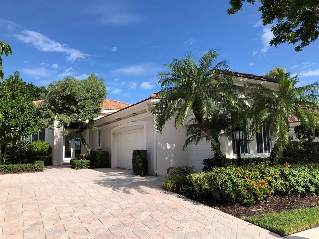 Photo of 265 Isle Way, Palm Beach Gardens, FL 33418 (MLS # R10751144)