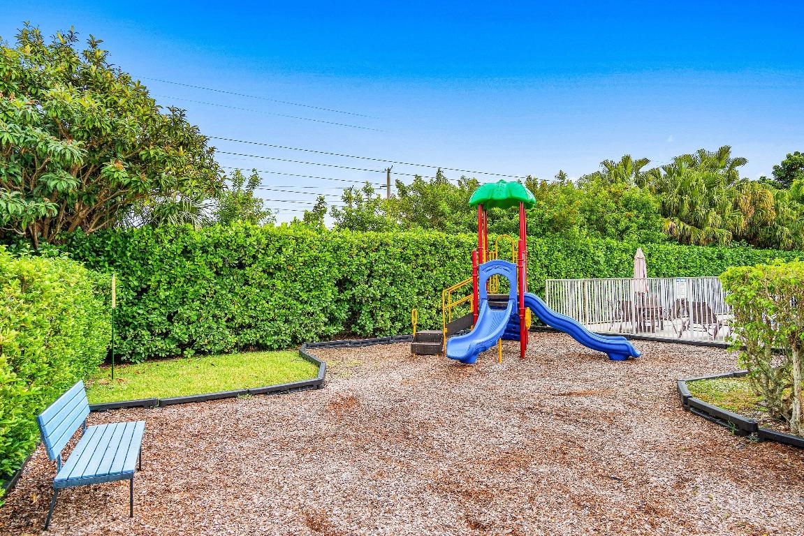 PARKSIDE ESTATES - Residential