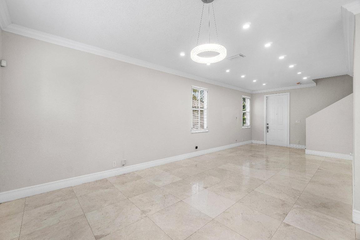 PARKSIDE ESTATES - Residential