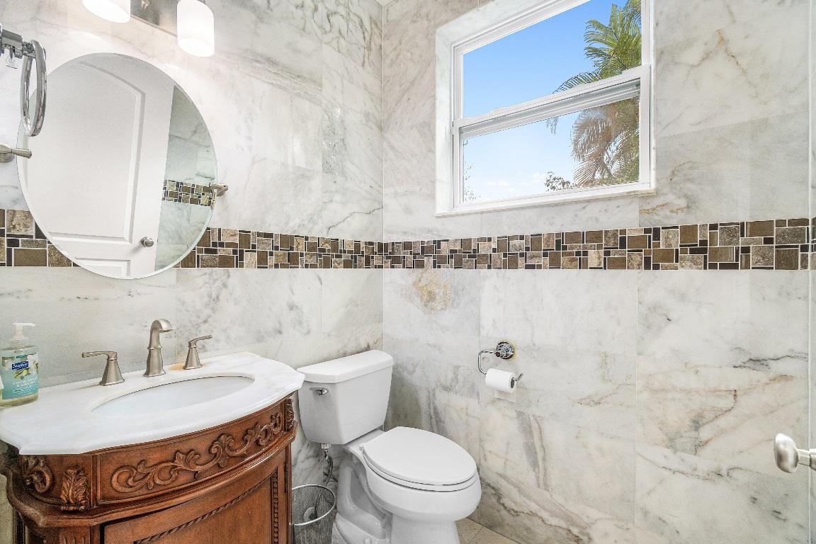 PARKSIDE ESTATES - Residential