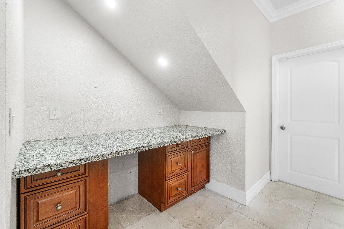 PARKSIDE ESTATES - Residential