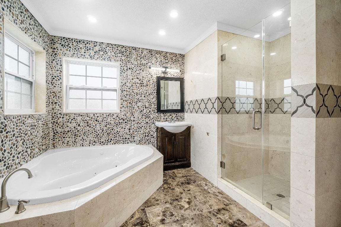 PARKSIDE ESTATES - Residential