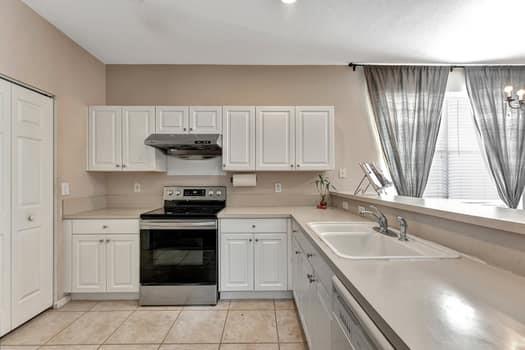 Regency Lakes At Coconut - Residential Lease