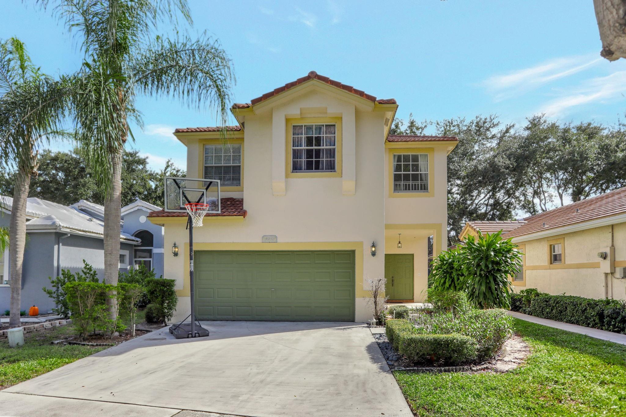 Regency Lakes At Coconut - Residential Lease