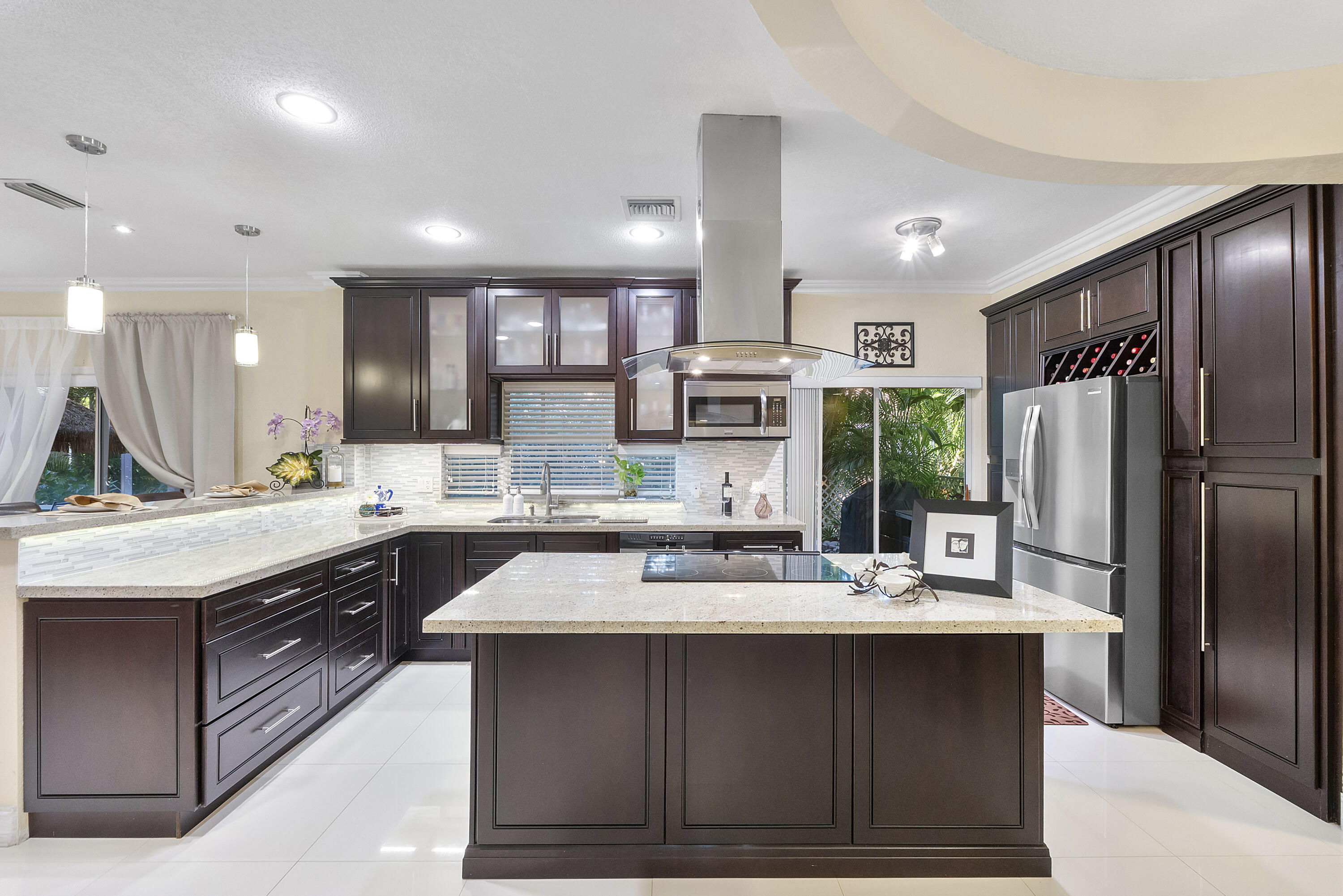 11377 Lakeview Drive 69-u