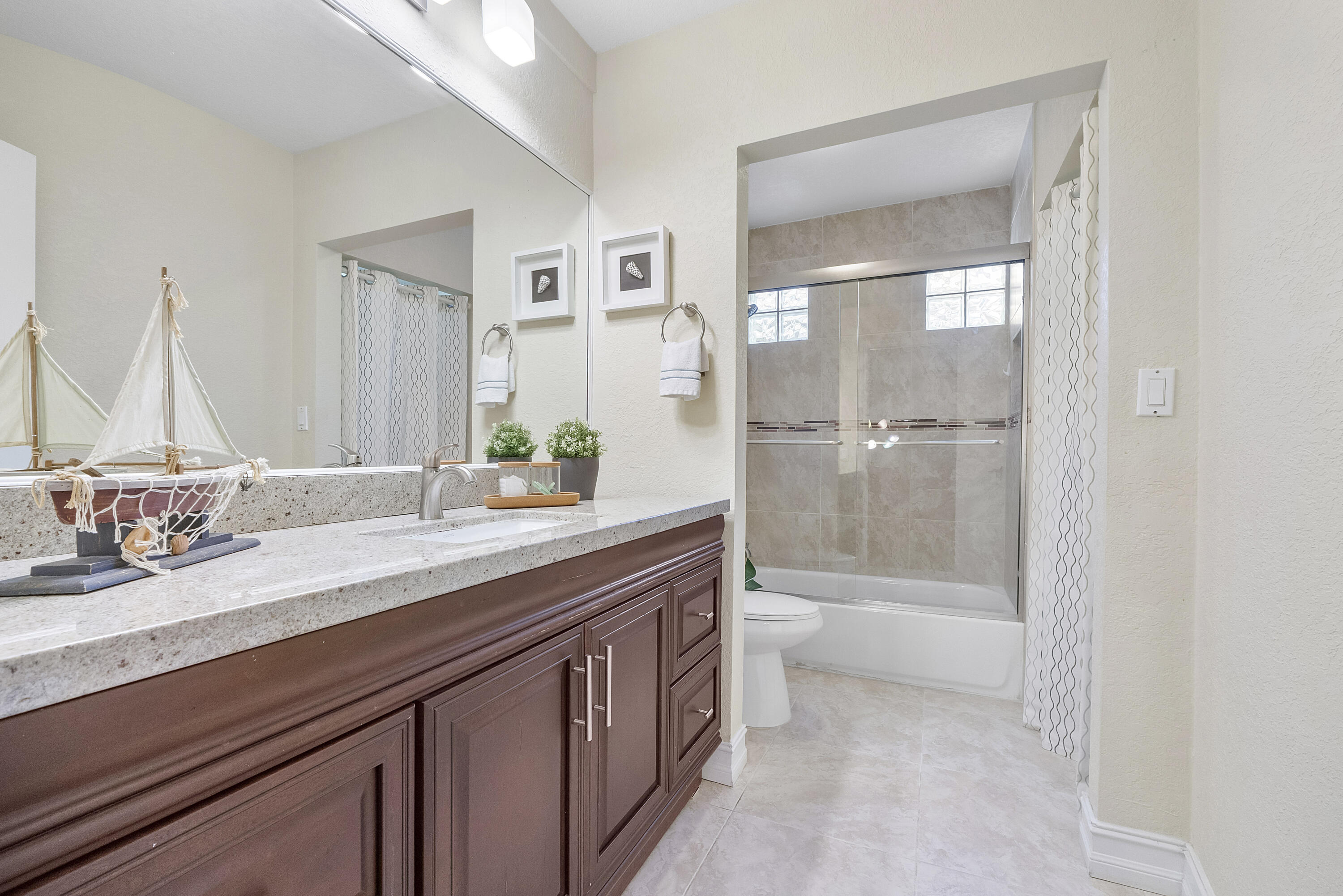 PORTOFINO CONDOMINIUM SECTION 2 - Residential