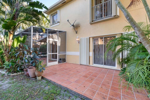 Tiny photo for 11377 Lakeview Drive, Coral Springs, FL 33071 (MLS # B26019145)