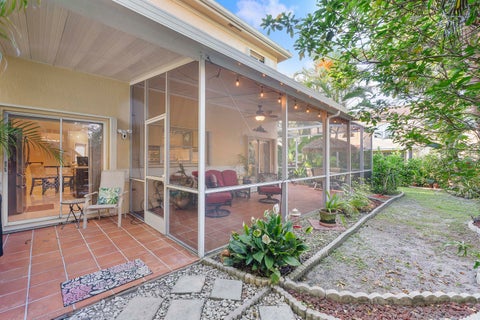 Tiny photo for 11377 Lakeview Drive, Coral Springs, FL 33071 (MLS # B26019145)