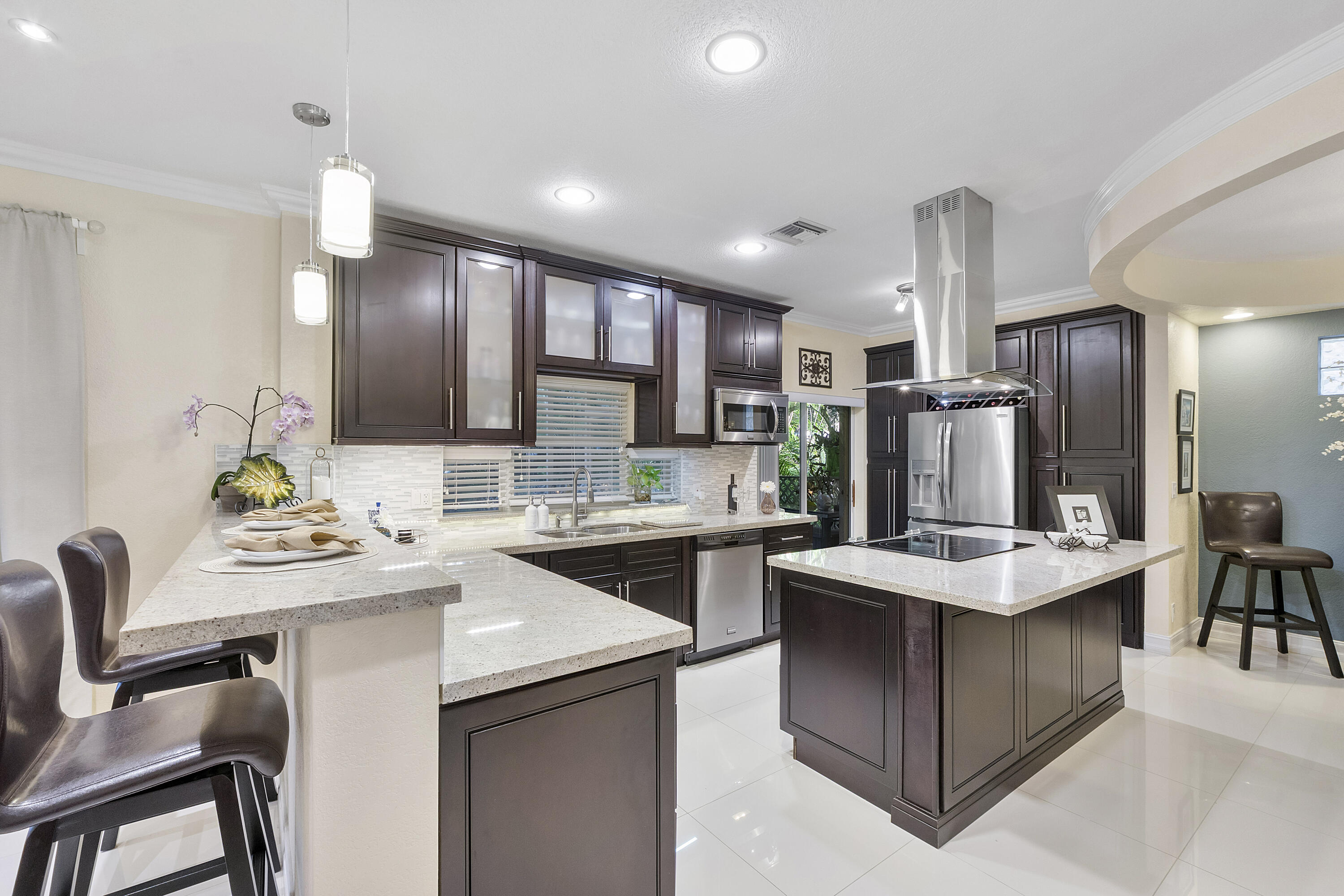 11377 Lakeview Drive 69-u