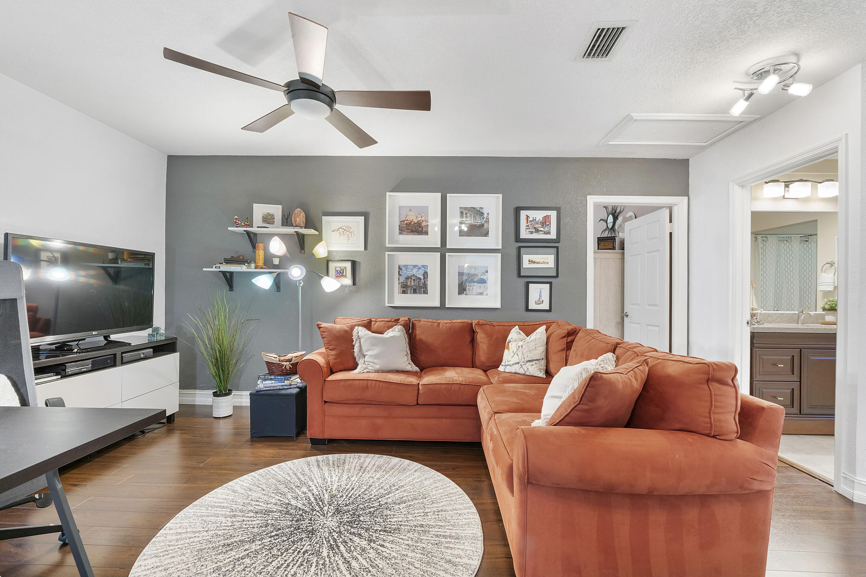 PORTOFINO CONDOMINIUM SECTION 2 - Residential