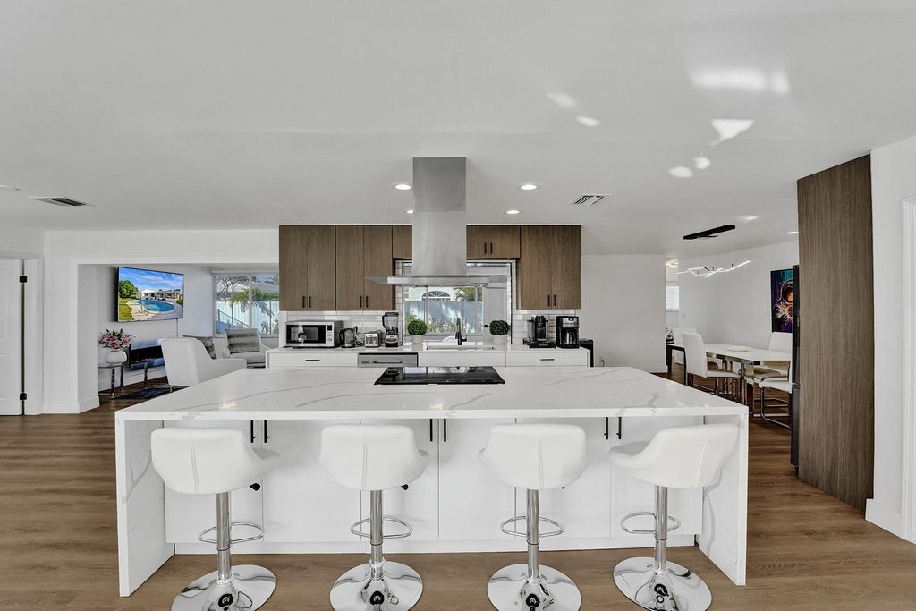 Photo of 4751 NE 29th Avenue, Fort Lauderdale, FL 33308 (MLS # F10507734)