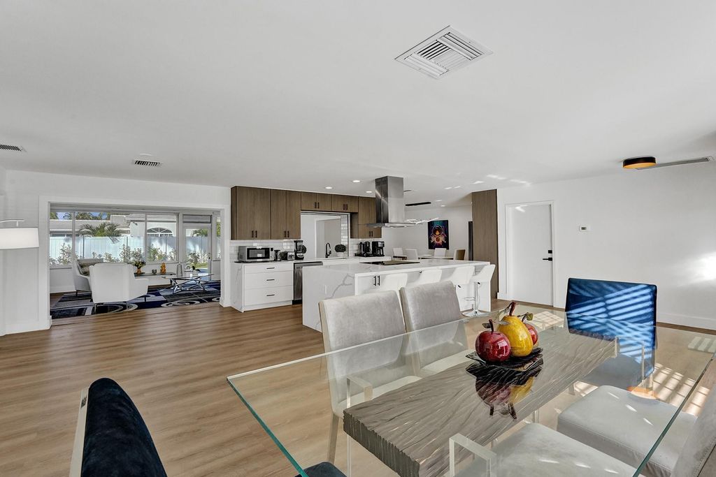 Photo of 4751 NE 29th Avenue, Fort Lauderdale, FL 33308 (MLS # F10507734)