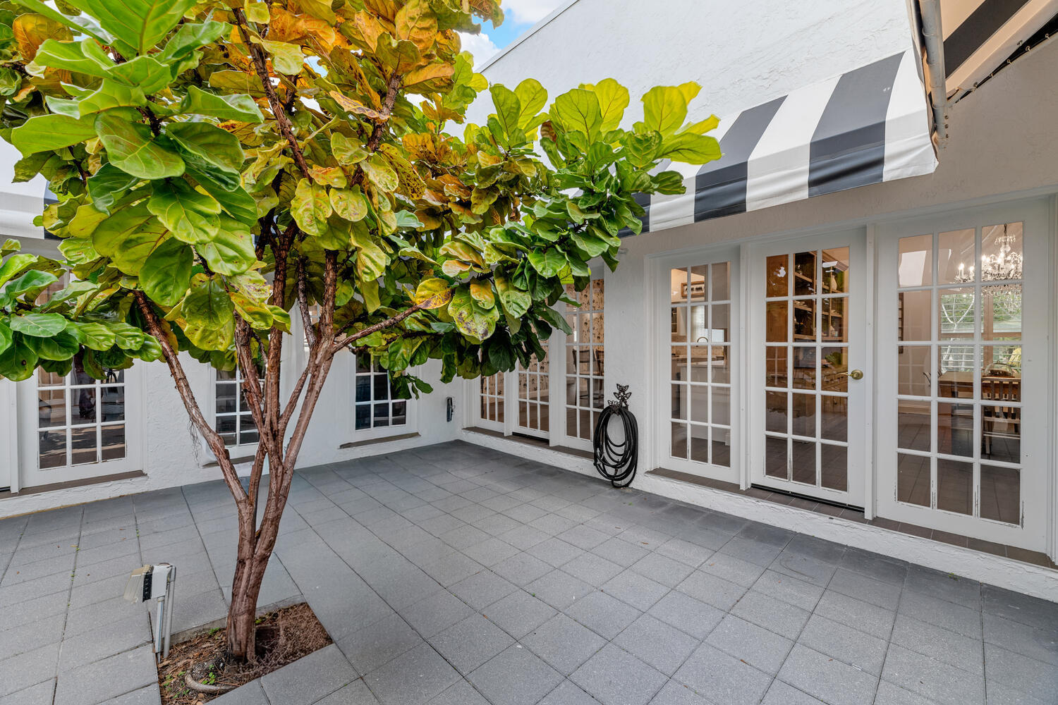 LOXAHATCHEE GROVES - Residential