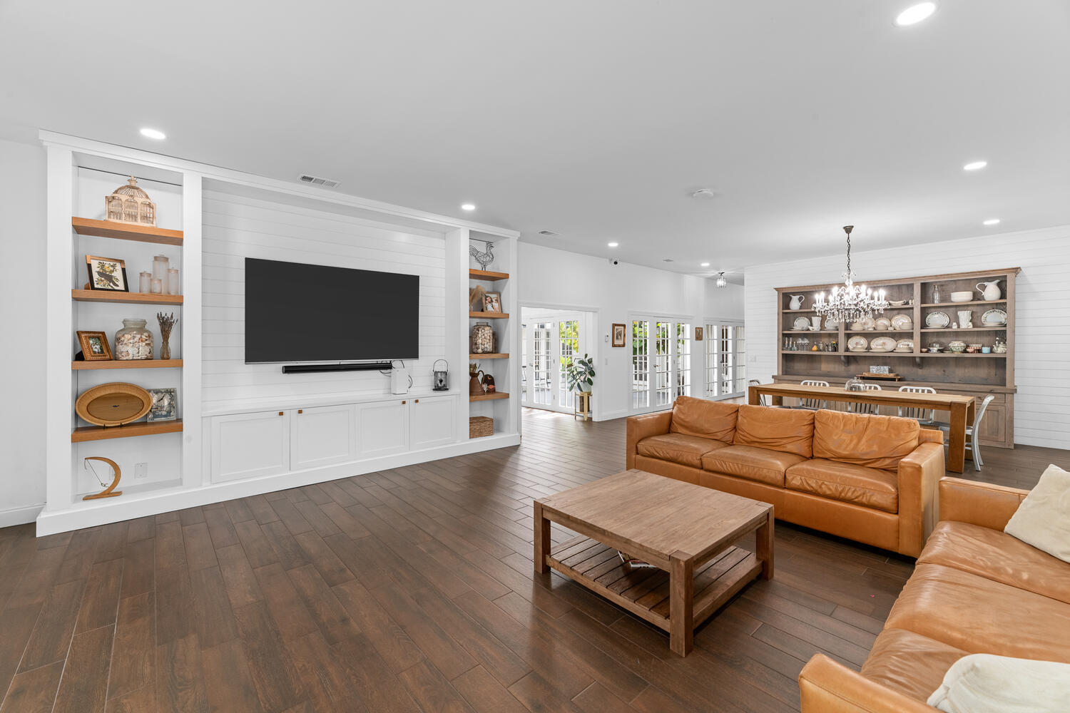 LOXAHATCHEE GROVES - Residential