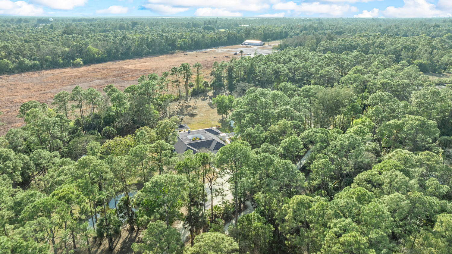 LOXAHATCHEE GROVES - Residential