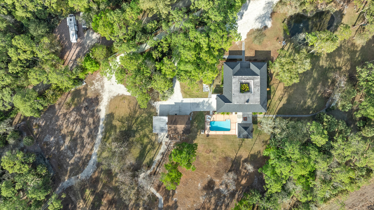 LOXAHATCHEE GROVES - Residential