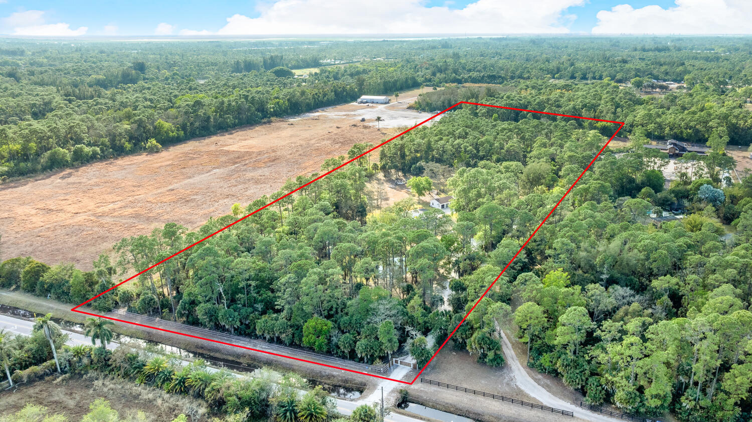 LOXAHATCHEE GROVES - Residential