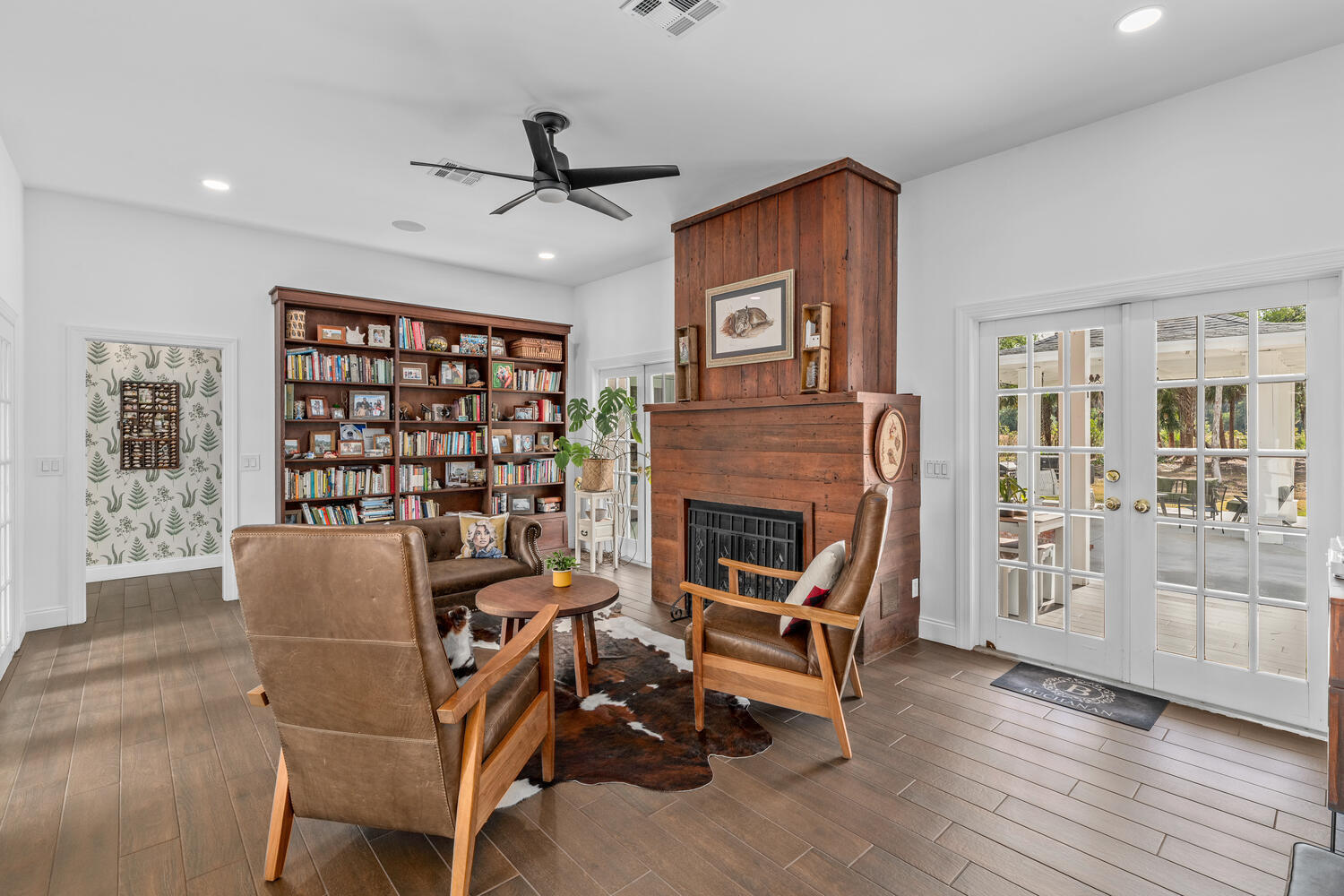 LOXAHATCHEE GROVES - Residential