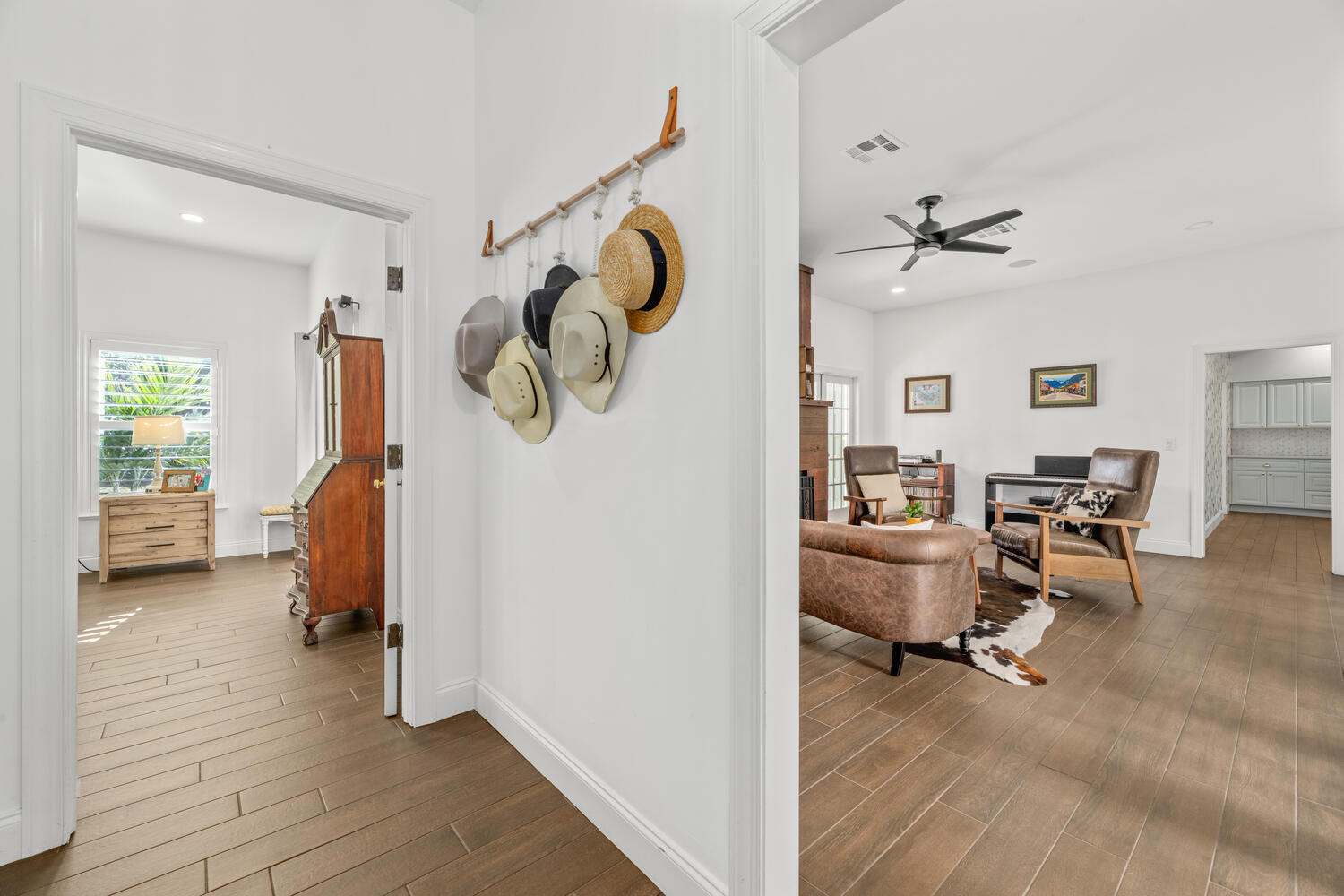 LOXAHATCHEE GROVES - Residential