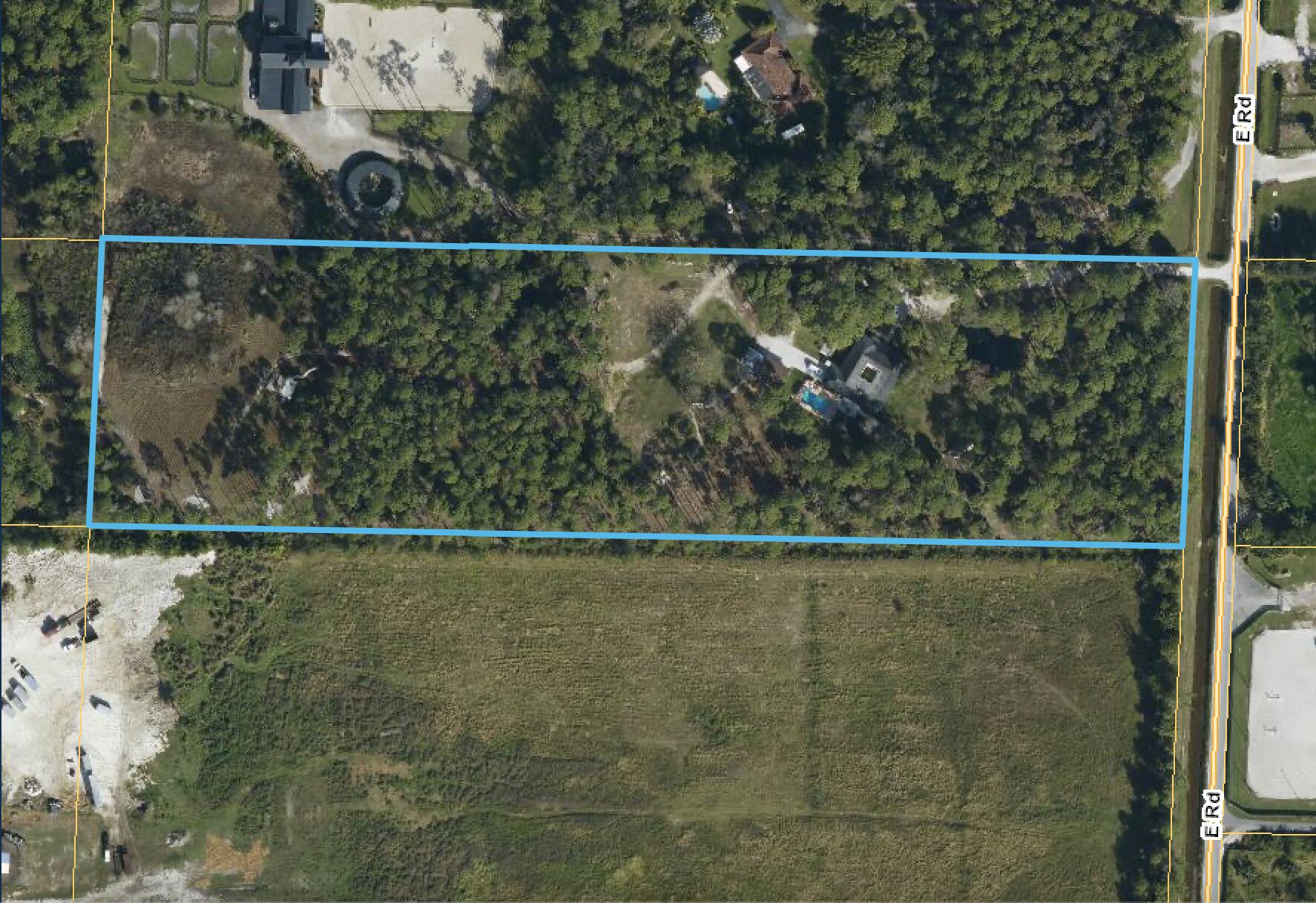 LOXAHATCHEE GROVES - Residential