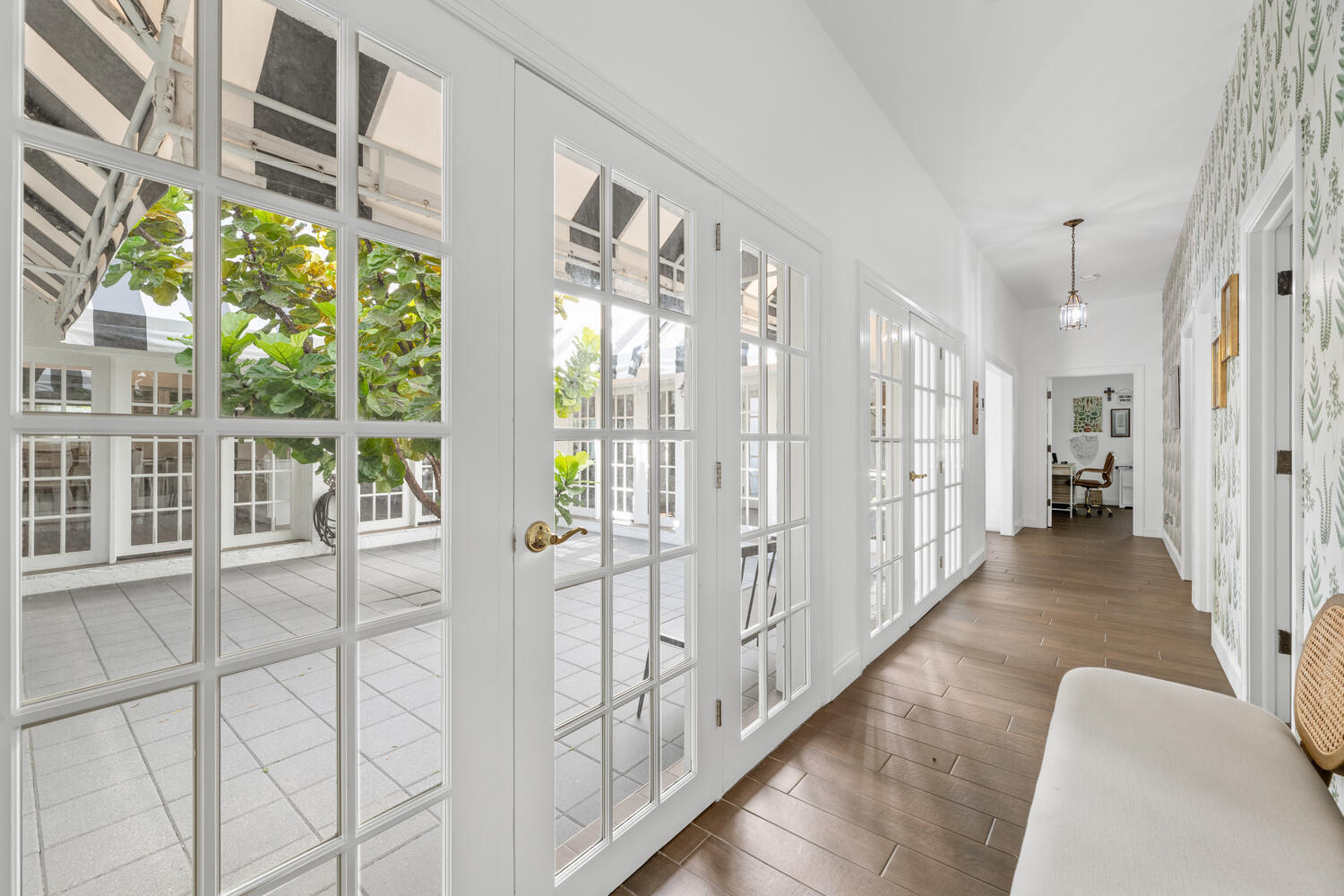 LOXAHATCHEE GROVES - Residential