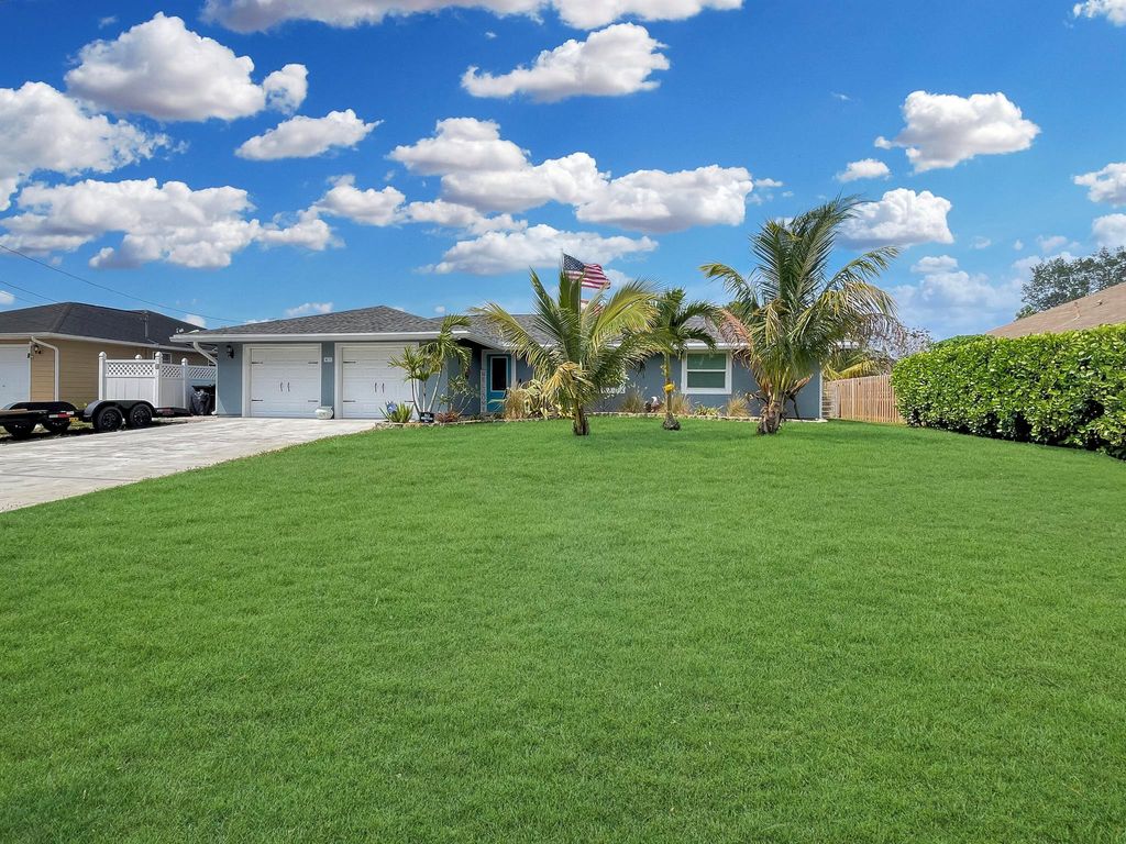 Photo of 1425 SW Algardi Lane, Port Saint Lucie, FL 34953 (MLS # R10994135)