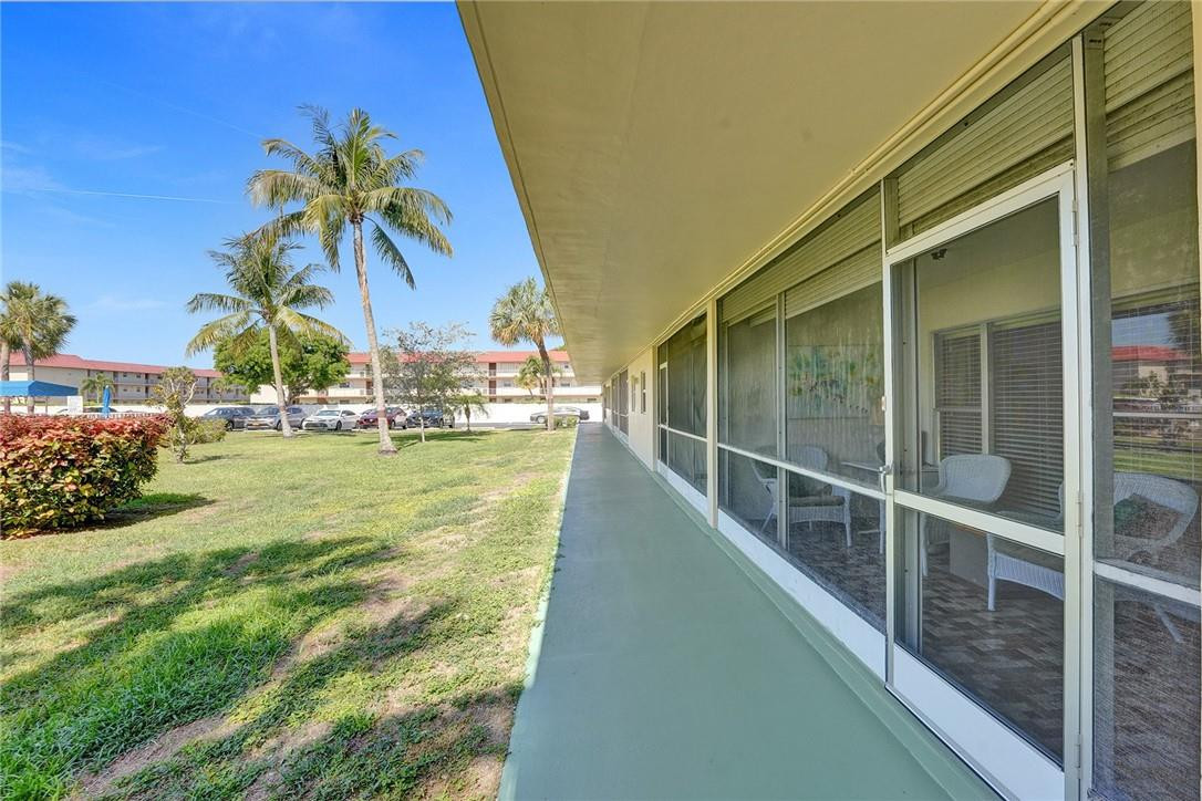 HAMPTON GARDENS - Residential