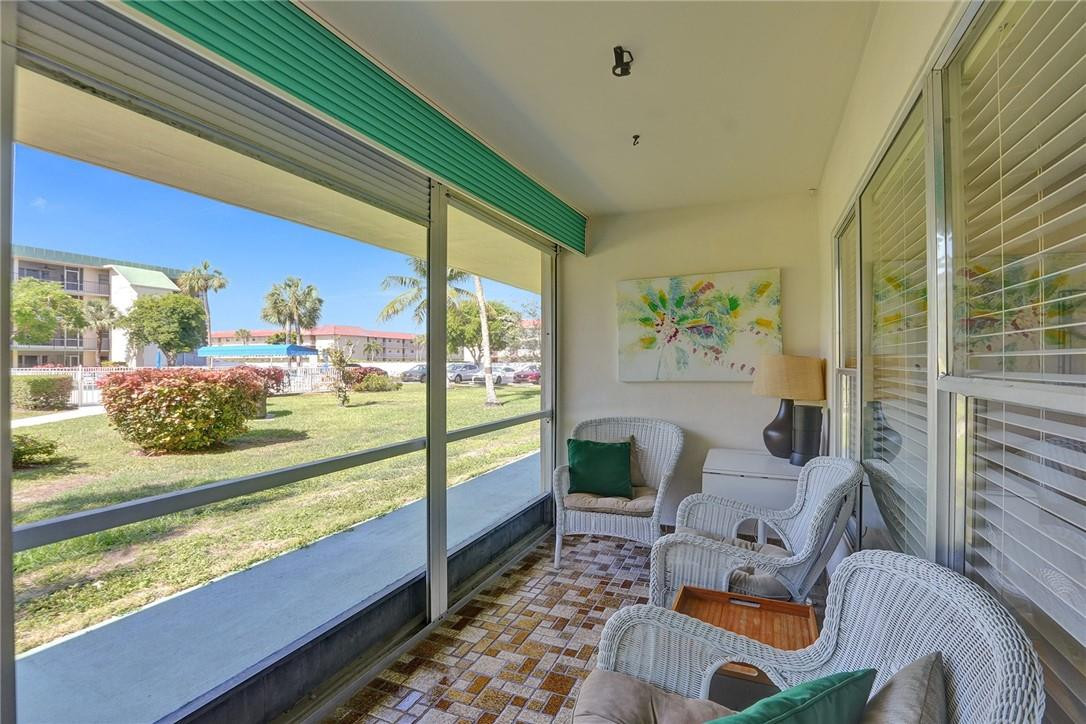 HAMPTON GARDENS - Residential