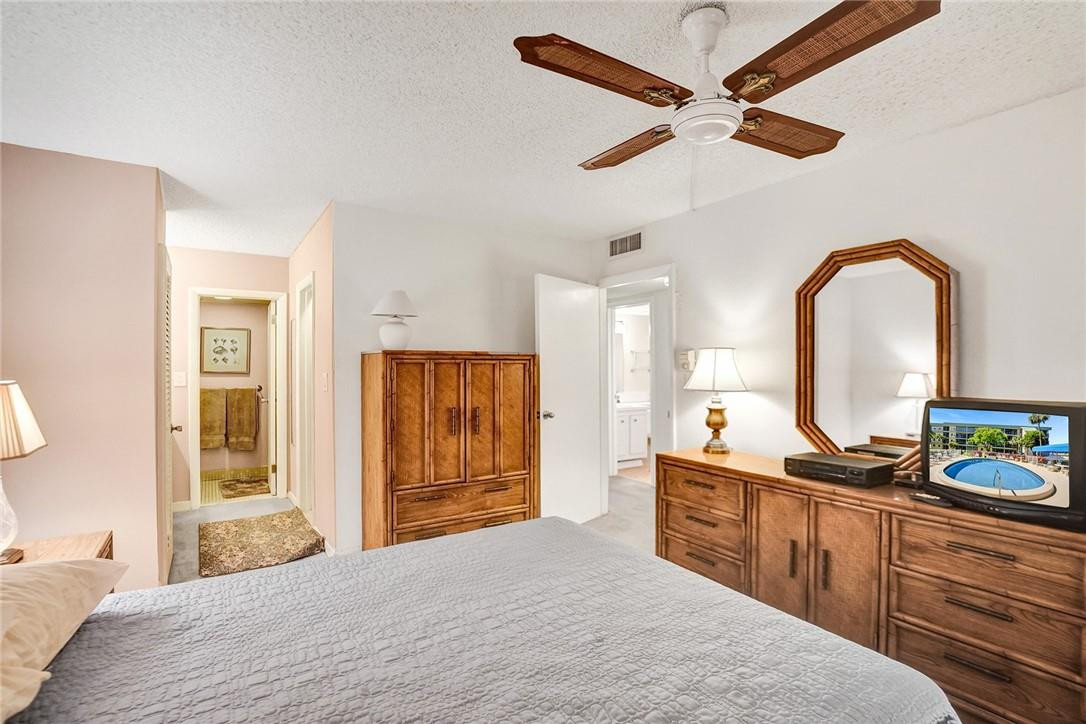 HAMPTON GARDENS - Residential