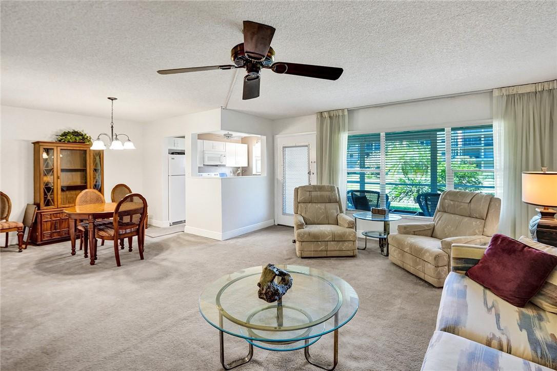 HAMPTON GARDENS - Residential
