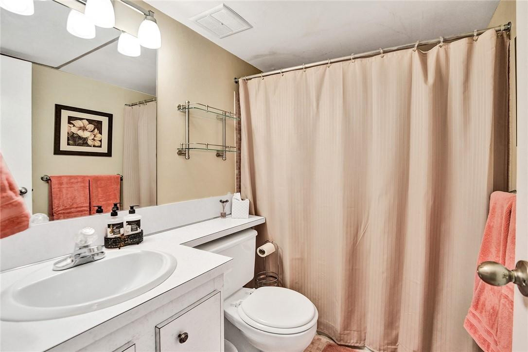 HAMPTON GARDENS - Residential