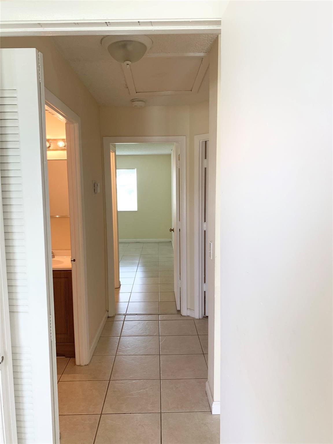 Briarridge 01 - Residential Lease