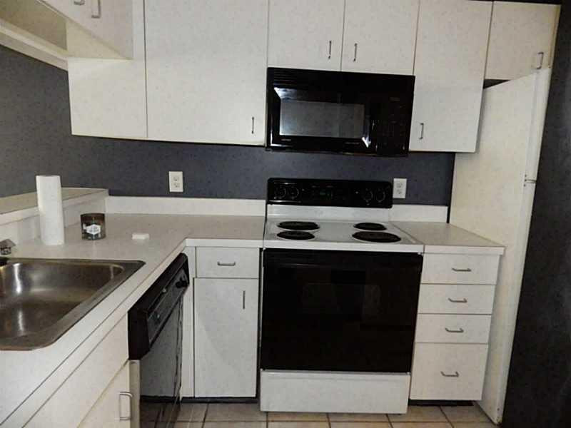 1172 Coral Club Drive 1172