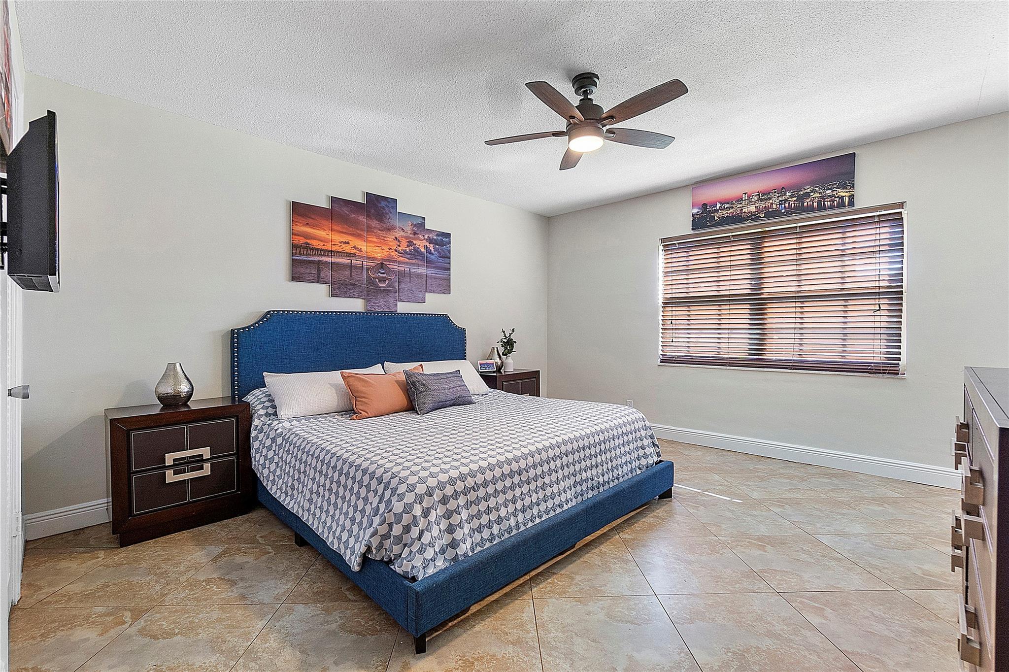 Sunflower 76-32 B - Residential