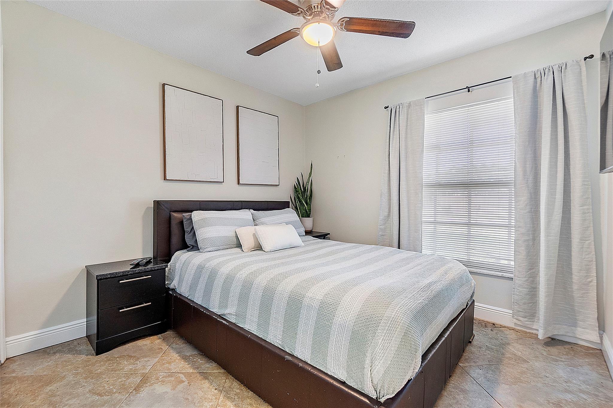 Sunflower 76-32 B - Residential