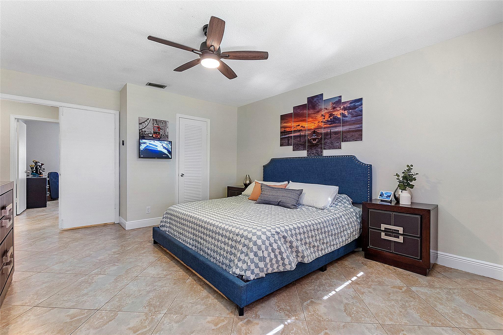 Sunflower 76-32 B - Residential