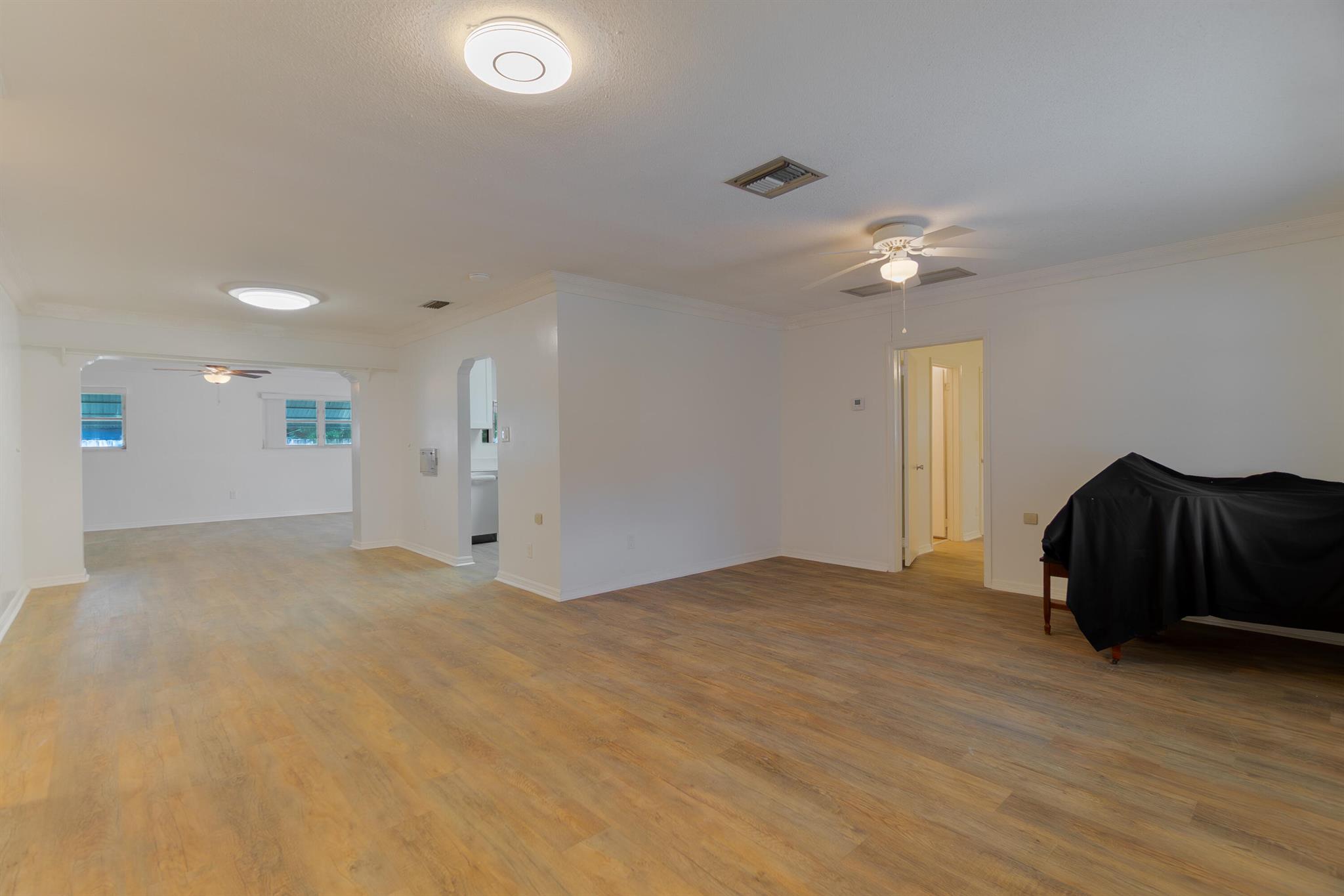 4375 Forest Lane