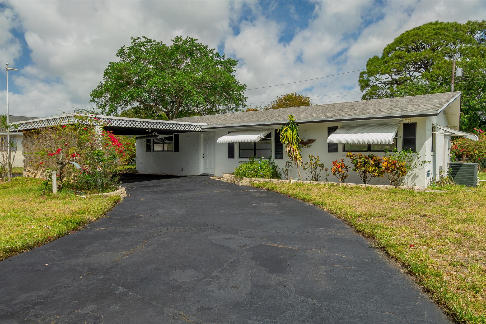 4375 Forest Lane