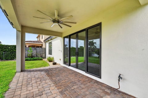 Tiny photo for 8872 Sandy Creek Way, Lake Worth, FL 33467 (MLS # B26083904)