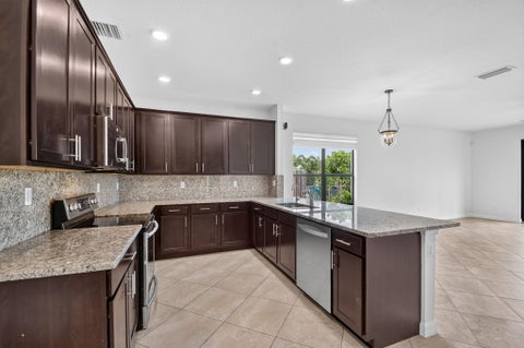 Tiny photo for 8872 Sandy Creek Way, Lake Worth, FL 33467 (MLS # B26083904)