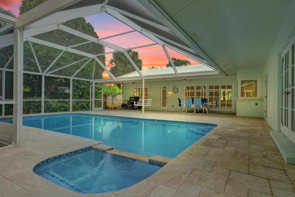 Photo of 1780 NE 47 Street, Oakland Park, FL 33334 (MLS # F10496143)