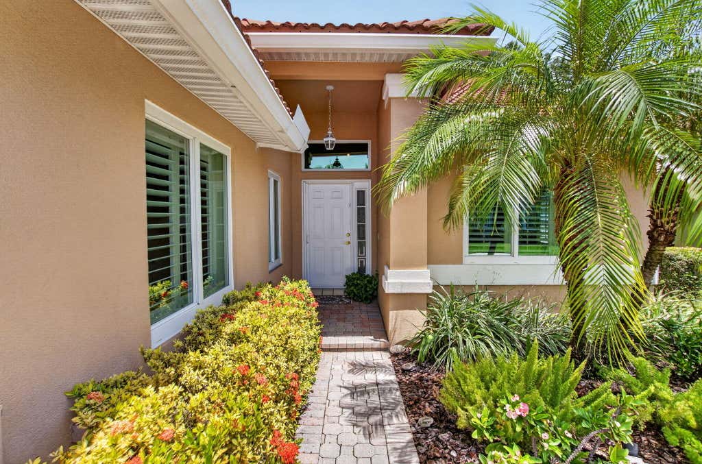 Photo of 13275 ROYALE SABAL Court, Delray Beach, FL 33484 (MLS # B26066326)