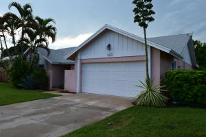 EASTWOOD OF WELLINGTON - Residential