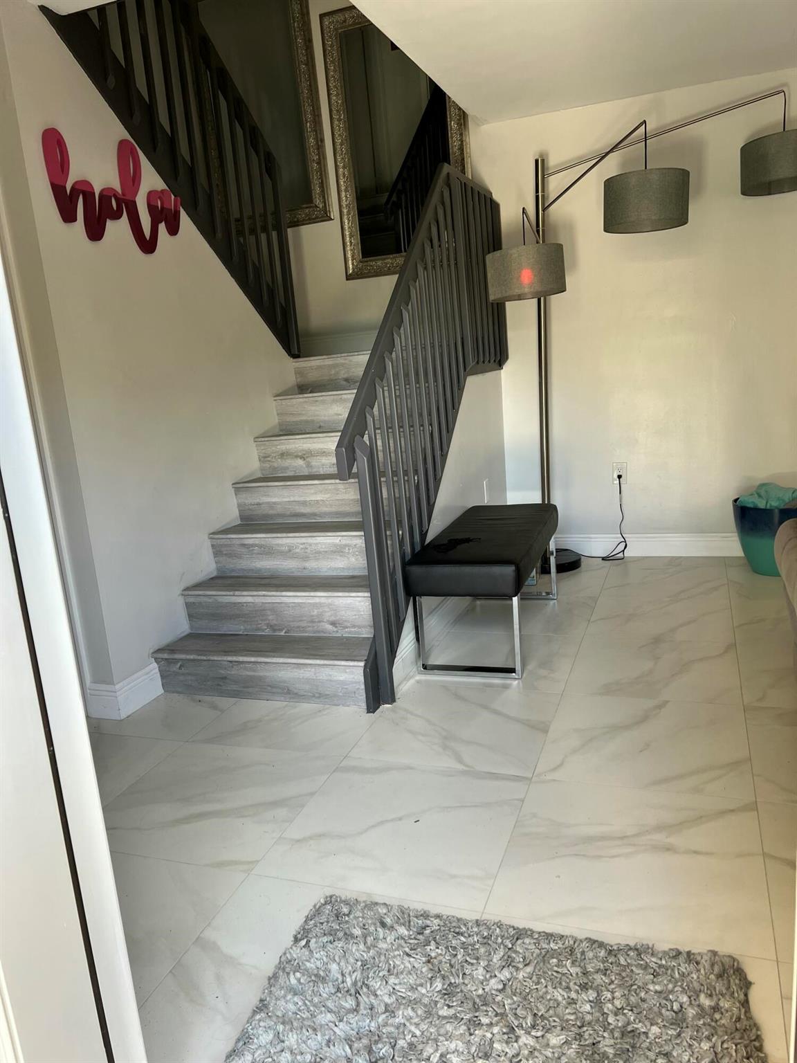 SHERWOOD LAKES - Residential Lease