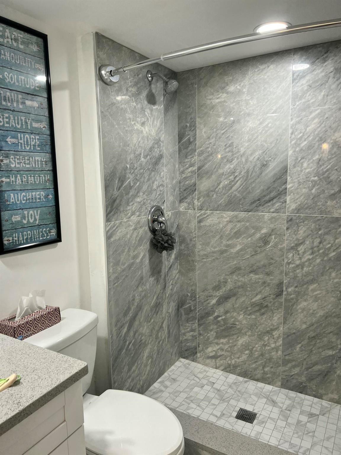 SHERWOOD LAKES - Residential Lease